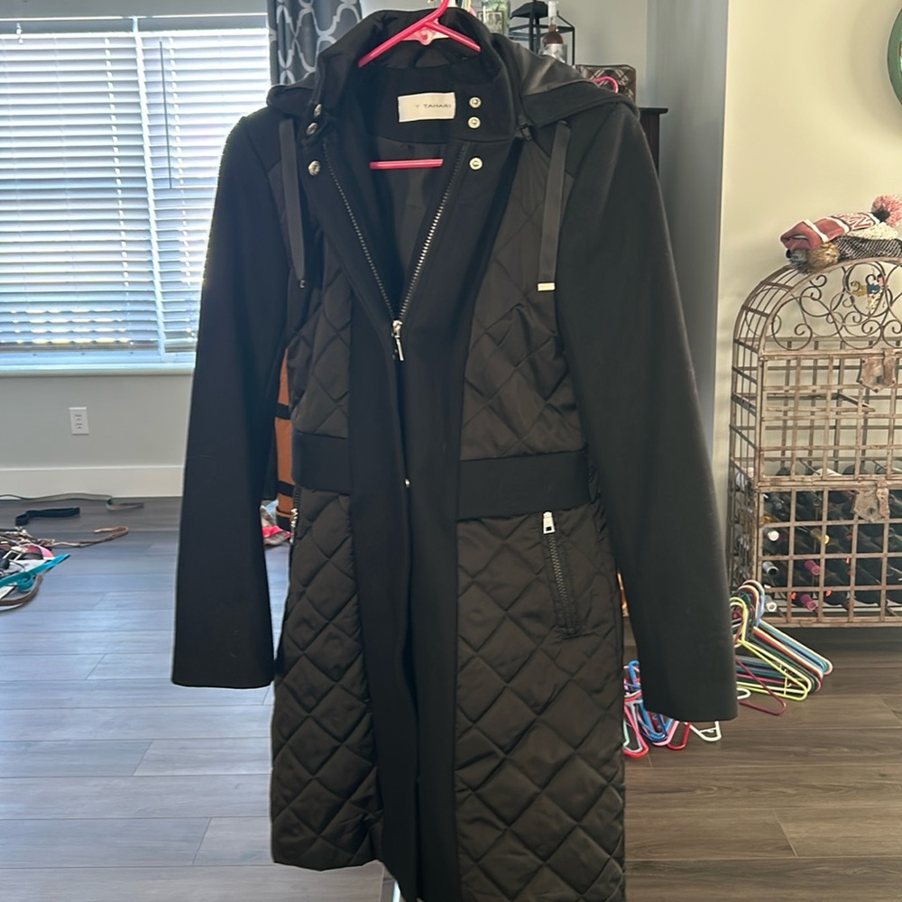 T Tahari Women’s Black Basic Removable Hood Jacket Coat